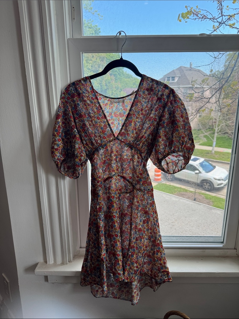 Doen Multicolor Floral V-Neck Mini Dress